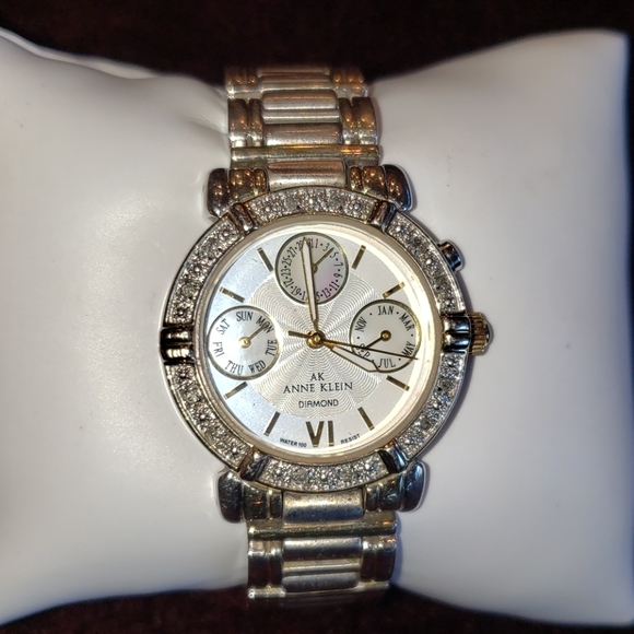 Women's Anne Klein watch, 6" circumference - Picture 4 of 16